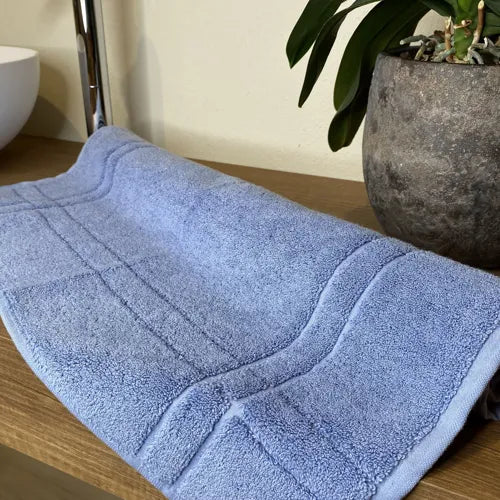 Scendi doccia in Spugna Mercerizzata Anti-Odore e Subito Asciutto 216 Pervinca | ArredoCasa Online tutto il tessile per la tua casa.