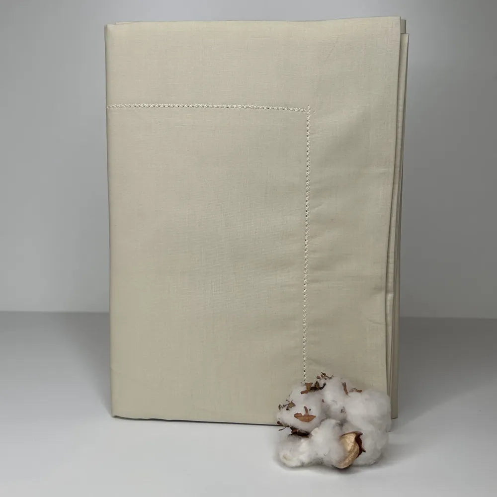 Coppia di Federe in Percalle Bossi 283 Naturale | ArredoCasa Online tutto il tessile per la tua casa.