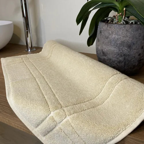 Scendi doccia in Spugna Mercerizzata Anti-Odore e Subito Asciutto 579 Nocciola | ArredoCasa Online tutto il tessile per la tua casa.