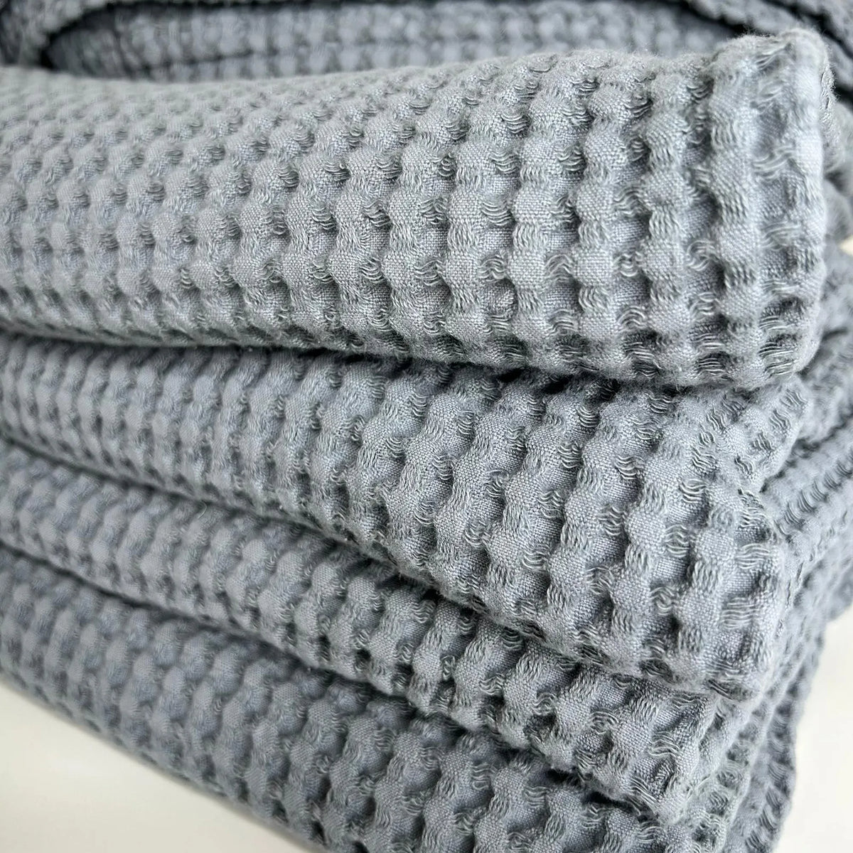 Copriletto in Nido D'ape C17 Antracite | ArredoCasa Online tutto il tessile per la tua casa.