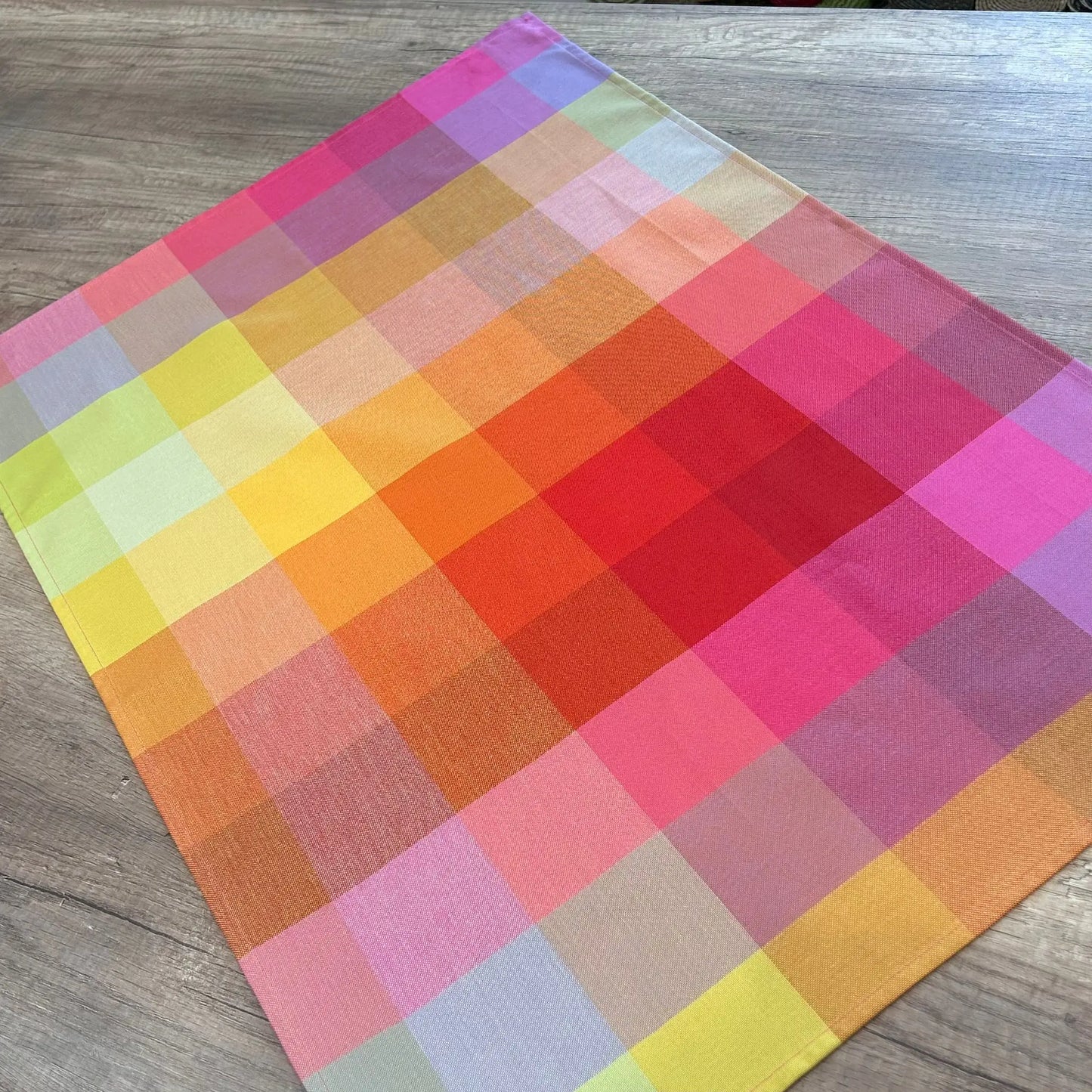 Strofinaccio Tinto in Filo Bossi – Colori che non sbiadiscono mai