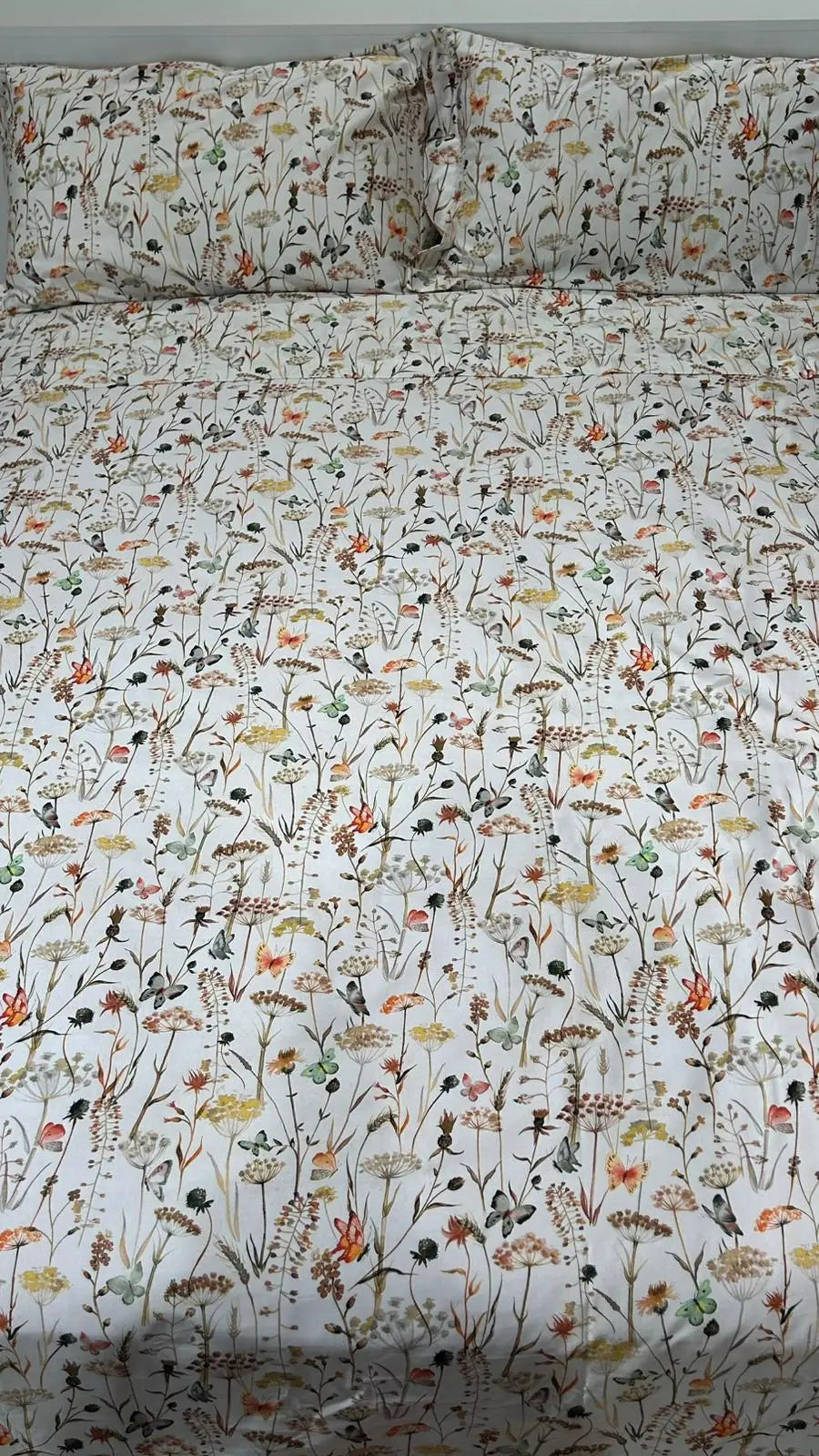 Lenzuola Floreali in Raso di Cotone Farfalla | ArredoCasa Online tutto il tessile per la tua casa.