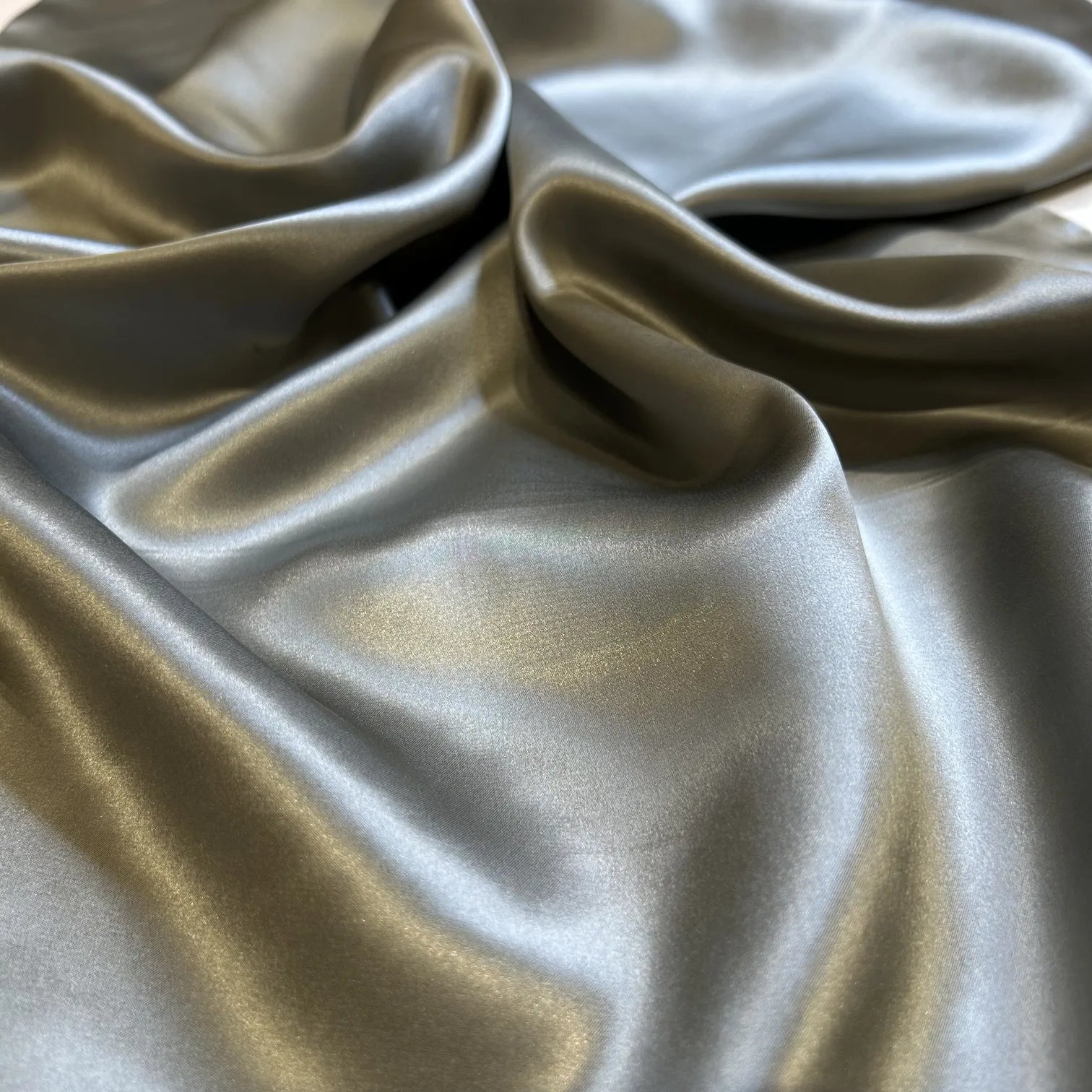 Gabire Federa in seta di gelso, per capelli e pelle, anti acne, su entrambi i lati, in vera seta, antimicrobica, con cerniera nascosta, champagne, queen size (50,8 x 76,2 cm Gabire Federa in seta di gelso, per capelli e pelle, anti acne, su entrambi i lati, in vera seta, antimicrobica, con cerniera nascosta, champagne, queen size (50,8 x 76,2 cm