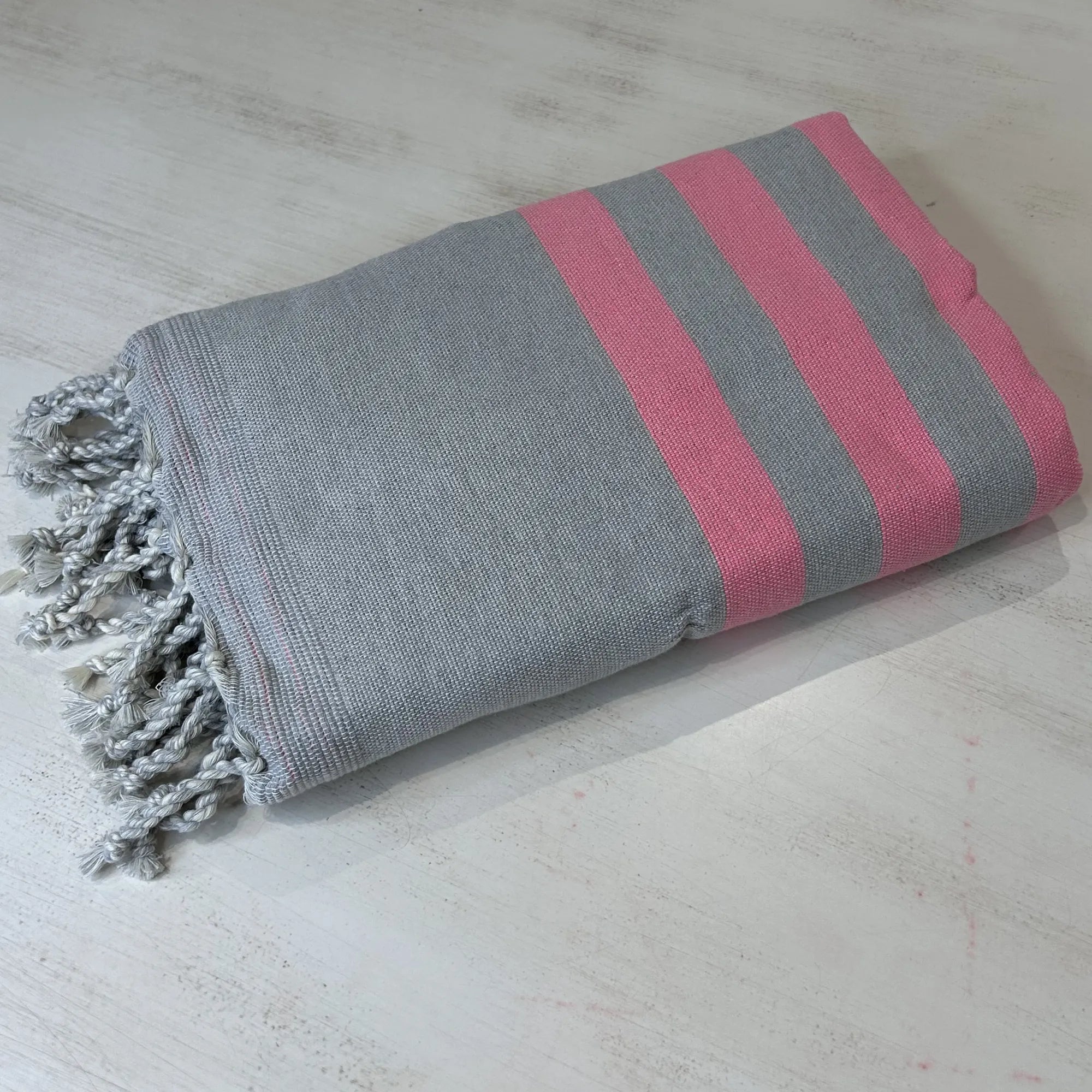 Telo Mare Microspugna Grigio-fucsia | ArredoCasa Online tutto il tessile per la tua casa.