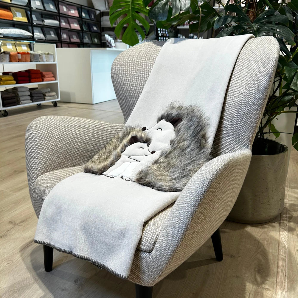 Plaid Allegro e Coccoloso Abbraccio Bianco | ArredoCasa Online tutto il tessile per la tua casa.