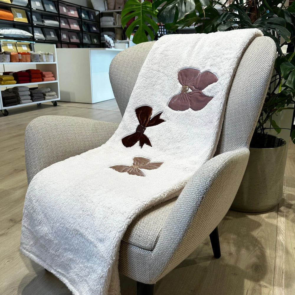 Plaid Allegro e Coccoloso Fiocchi | ArredoCasa Online tutto il tessile per la tua casa.