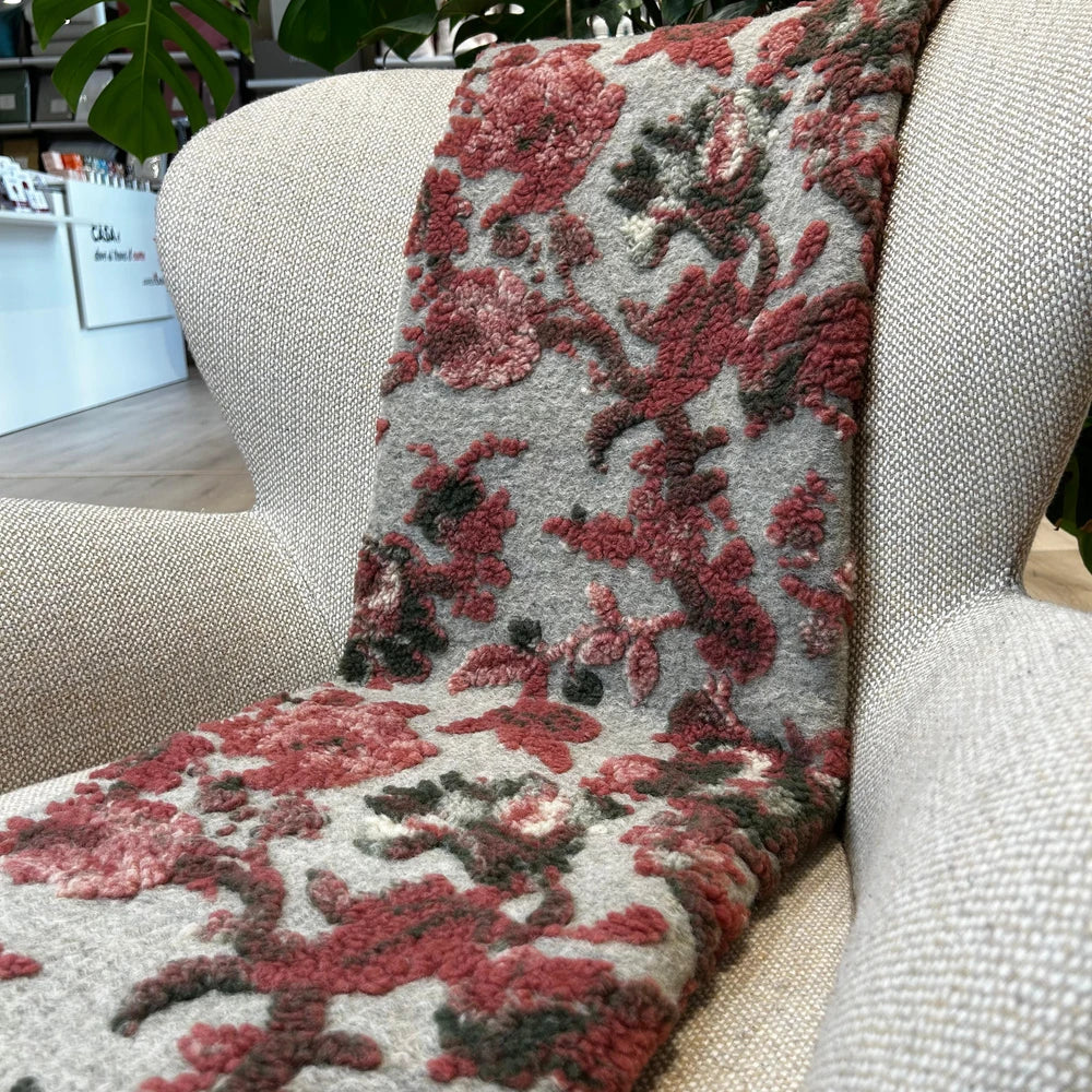 Plaid in Lana Cotta Made in Italy 170x180 – Caldo, Asciutto & Traspirante Fiori Corallo Grigio | ArredoCasa Online tutto il tessile per la tua casa.