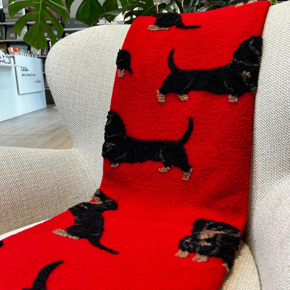 Plaid in Lana Cotta Made in Italy 170x180 – Caldo, Asciutto & Traspirante Bassotto Rosso | ArredoCasa Online tutto il tessile per la tua casa.