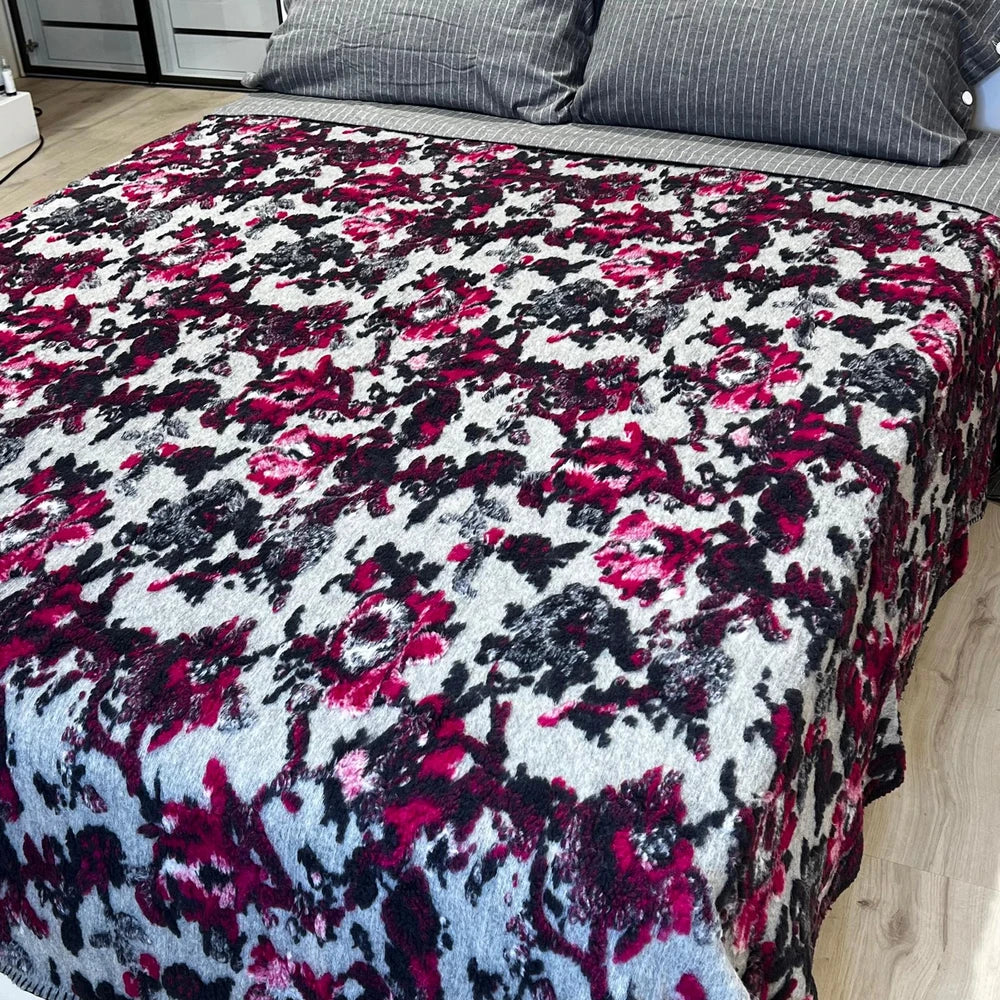 Plaid in Lana Cotta Made in Italy 210x250 Matrimoniale – Caldo, Asciutto & Traspirante Fiori Grigio Fucsia | ArredoCasa Online tutto il tessile per la tua casa.