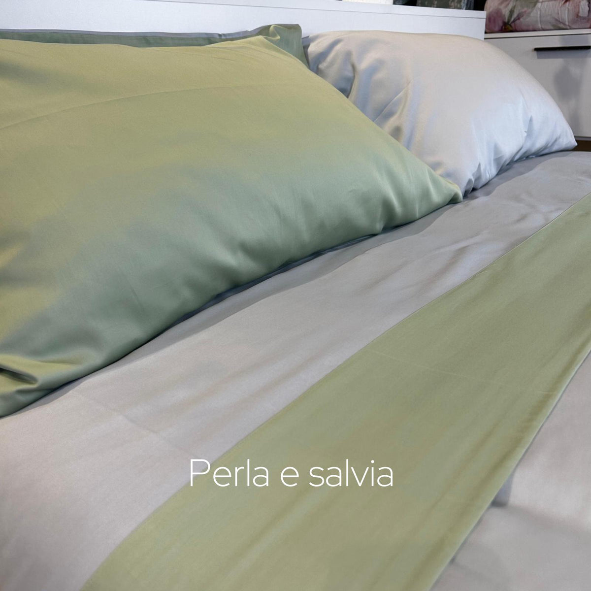 Lenzuola in Raso Federica Perla-Salvia | ArredoCasa Online tutto il tessile per la tua casa.
