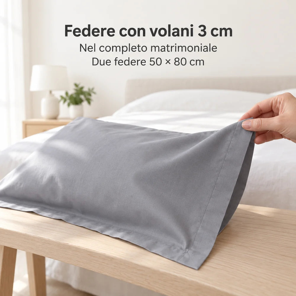 Federa vuota Acciaio con volano da 3 cm, dettaglio del bordo. Foto illustrativa: Acciaio / Matrimoniale. Guanciali e arredi esclusi.
